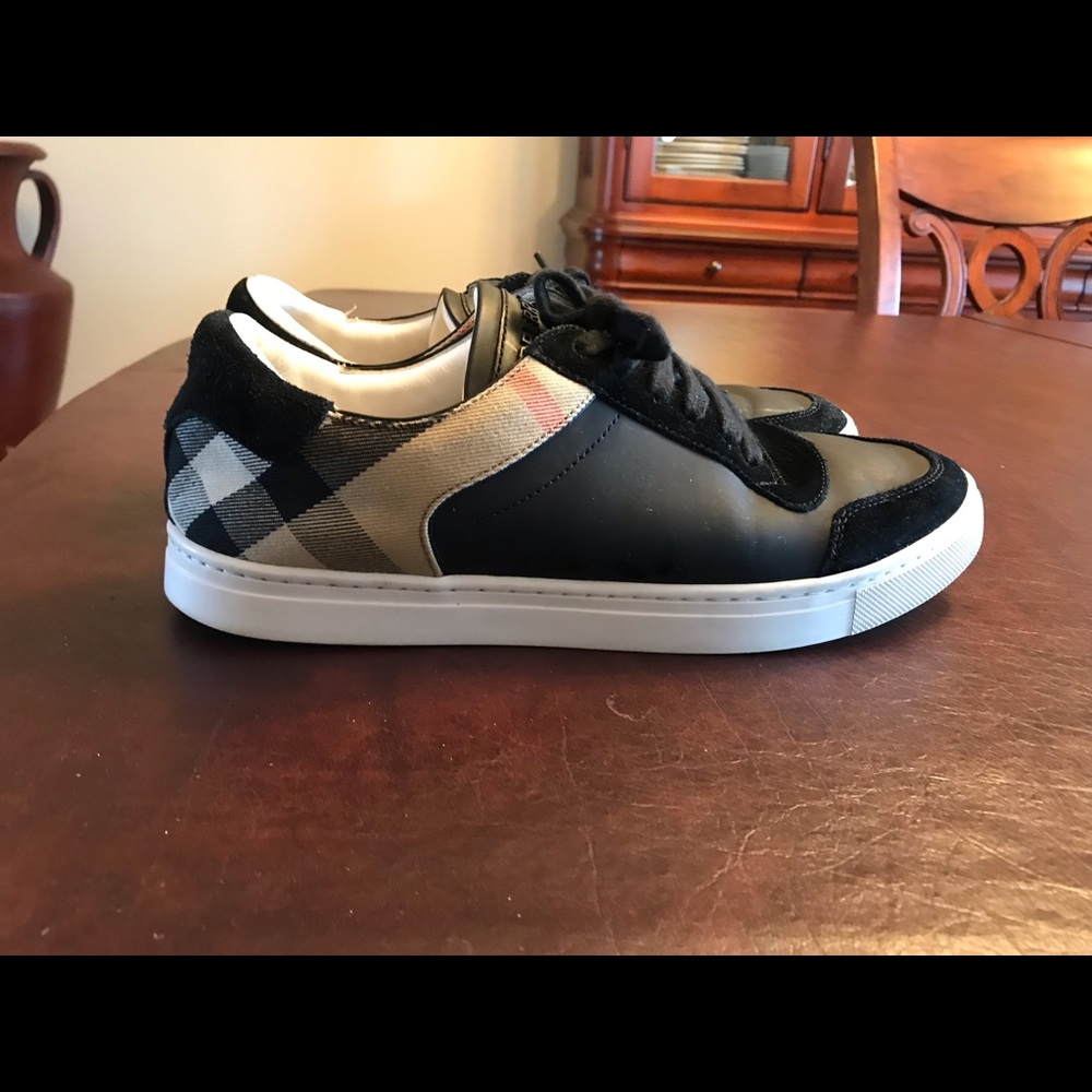 COPY - Burberry men’s black check size US 10 (or EU 9) sneaker, very good